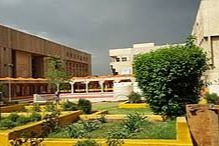 Al Nahrain University Website